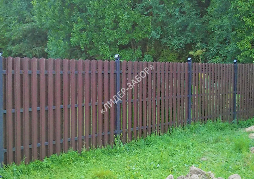 Цена Забор из двухстороннего металлического штакетника для частного дома в Москве Купить Забор из двухстороннего металлического штакетника для частного дома